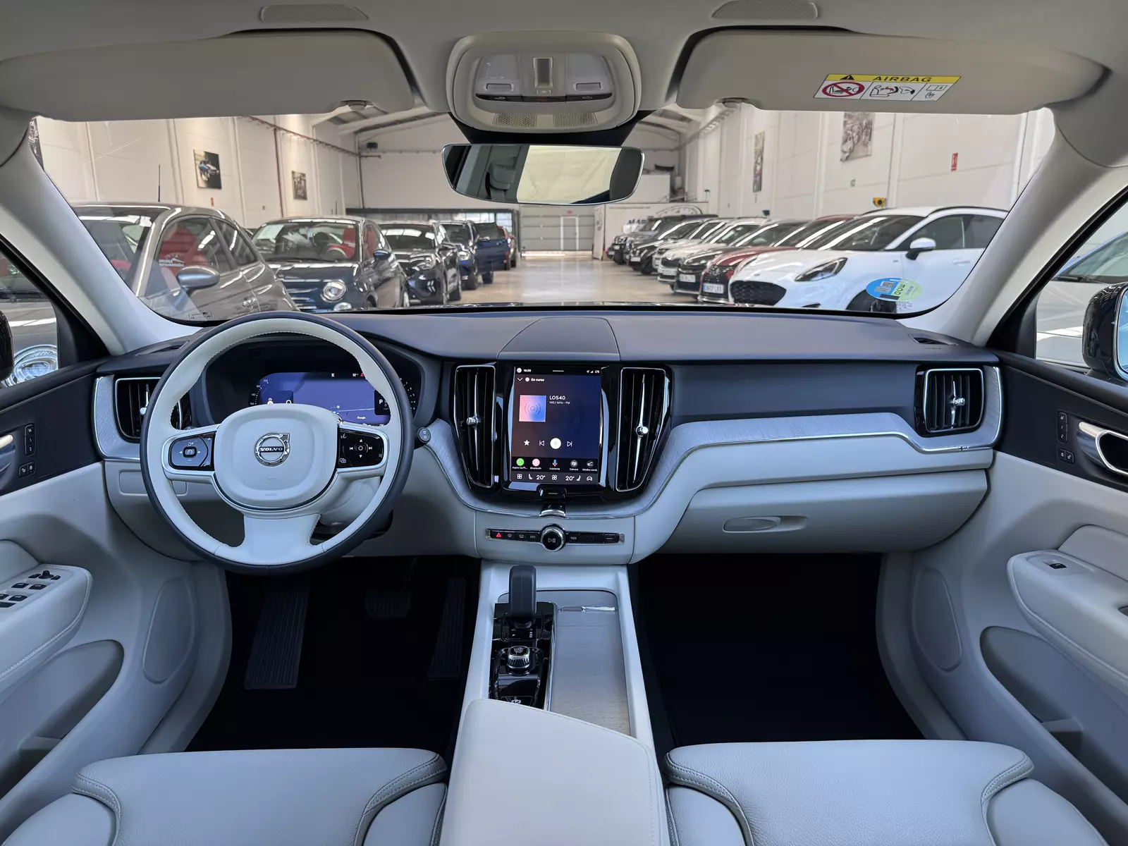 Volvo XC60 2.0 B5 Mild Hybrid 249cv AWD Plus Dark 249 CV Automático