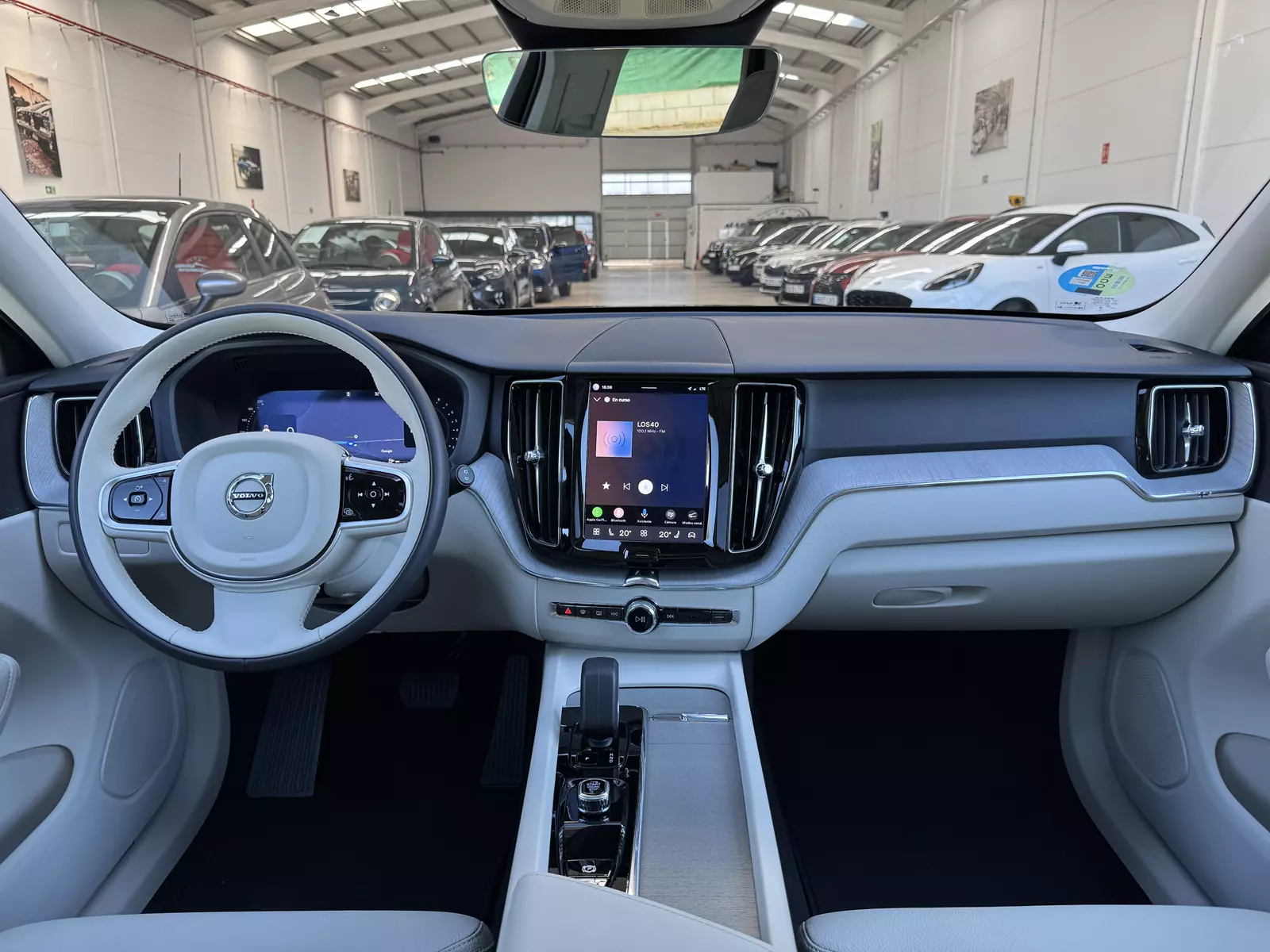Volvo XC60 2.0 B5 Mild Hybrid 249cv AWD Plus Dark 249 CV Automático