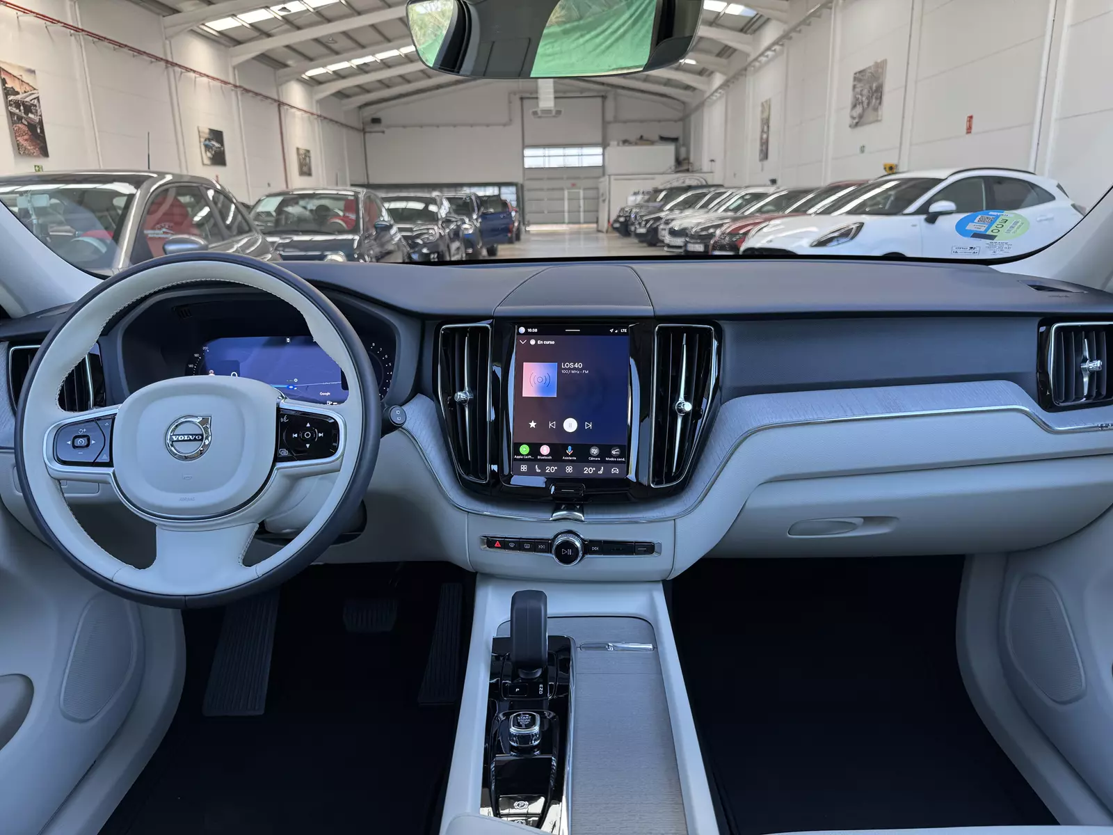Volvo XC60 2.0 B5 Mild Hybrid 249cv AWD Plus Dark 249 CV Automático