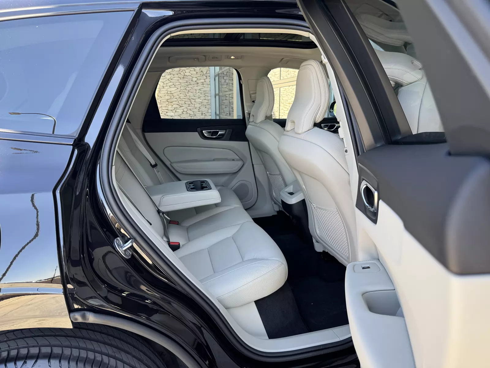 Volvo XC60 2.0 B5 Mild Hybrid 249cv AWD Plus Dark 249 CV Automático