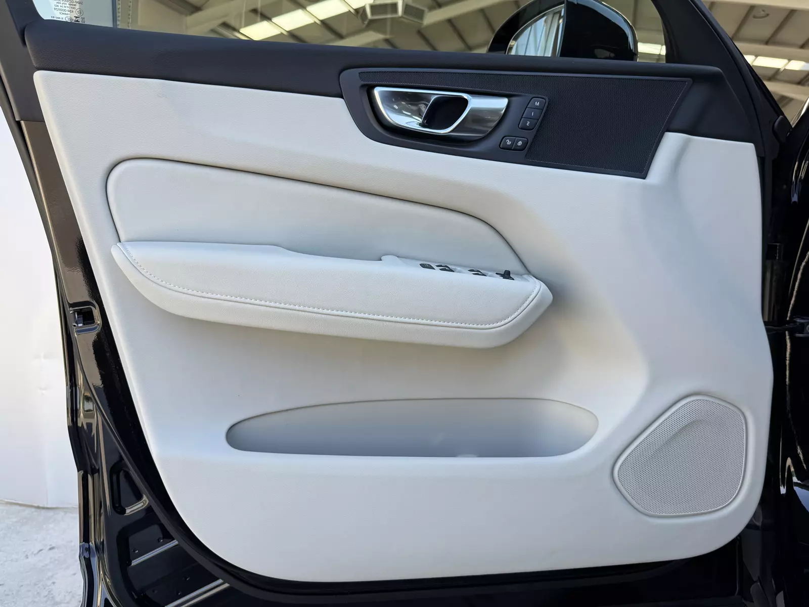 Volvo XC60 2.0 B5 Mild Hybrid 249cv AWD Plus Dark 249 CV Automático