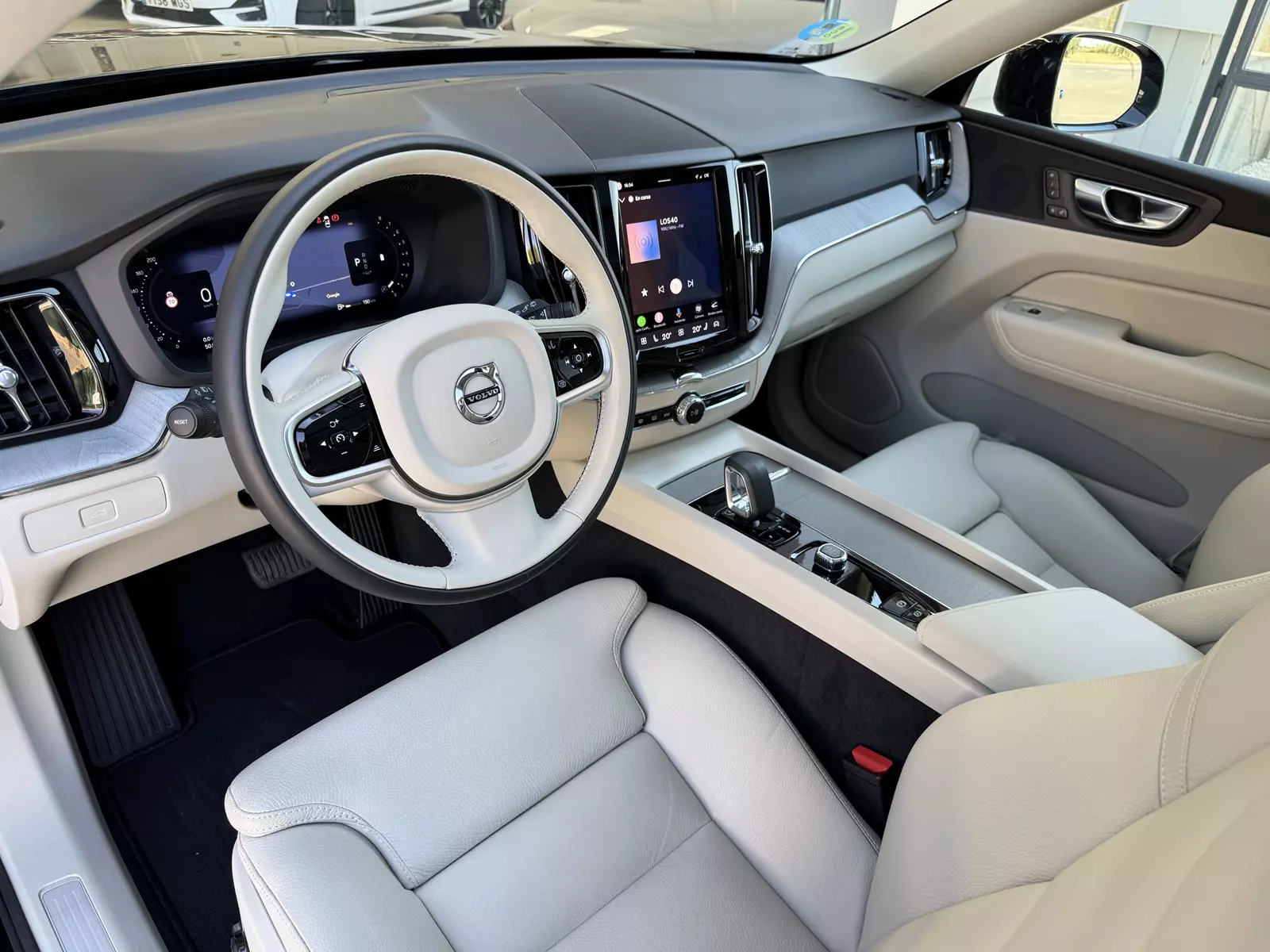 Volvo XC60 2.0 B5 Mild Hybrid 249cv AWD Plus Dark 249 CV Automático