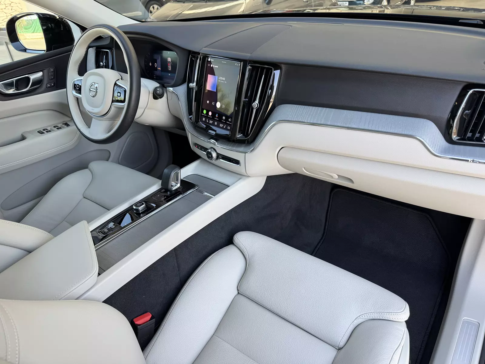 Volvo XC60 2.0 B5 Mild Hybrid 249cv AWD Plus Dark 249 CV Automático