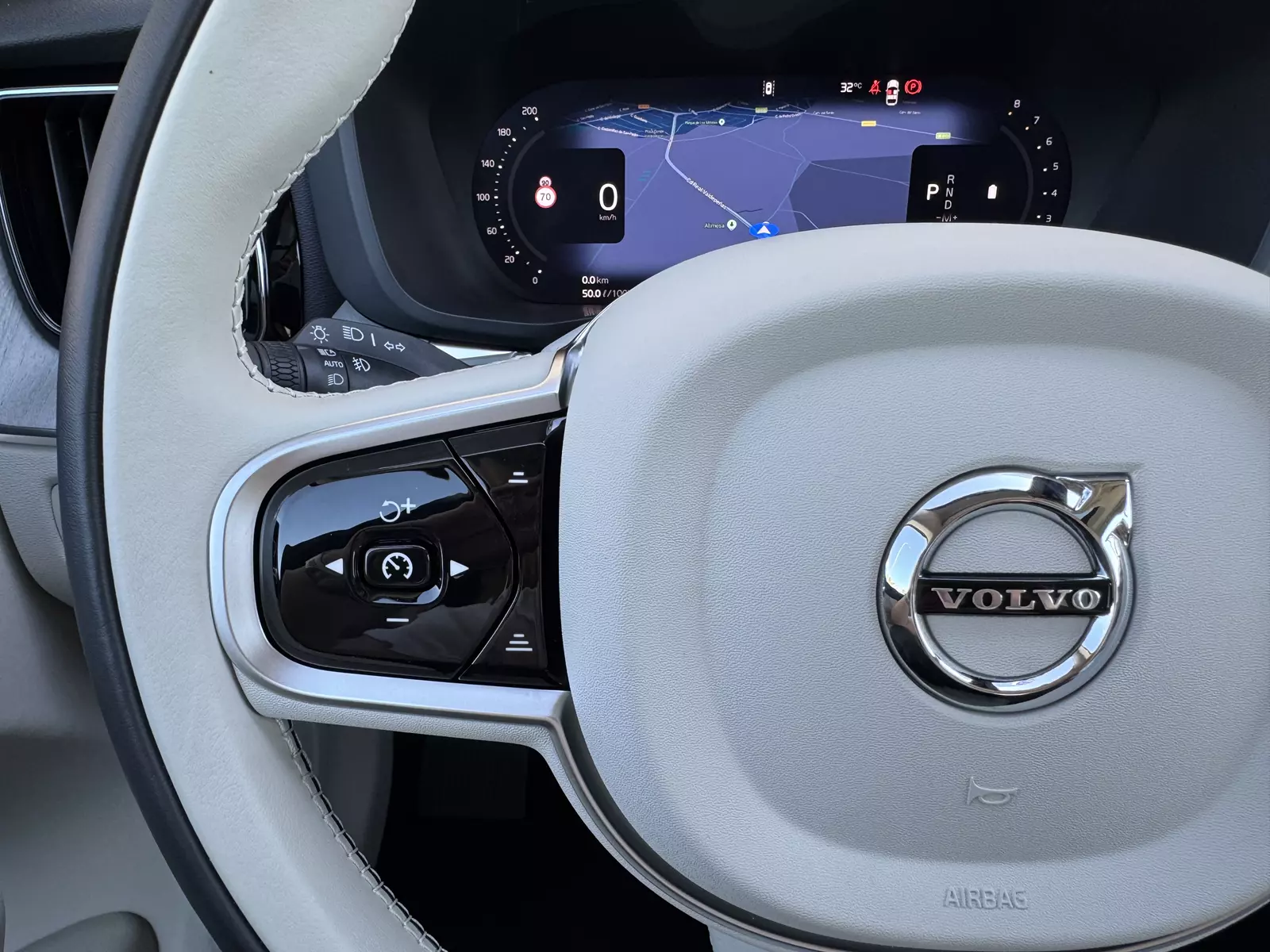 Volvo XC60 2.0 B5 Mild Hybrid 249cv AWD Plus Dark 249 CV Automático