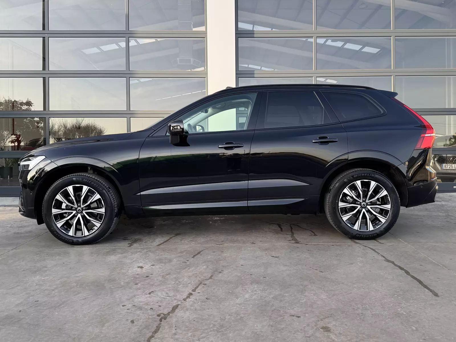 Volvo XC60 2.0 B5 Mild Hybrid 249cv AWD Plus Dark 249 CV Automático