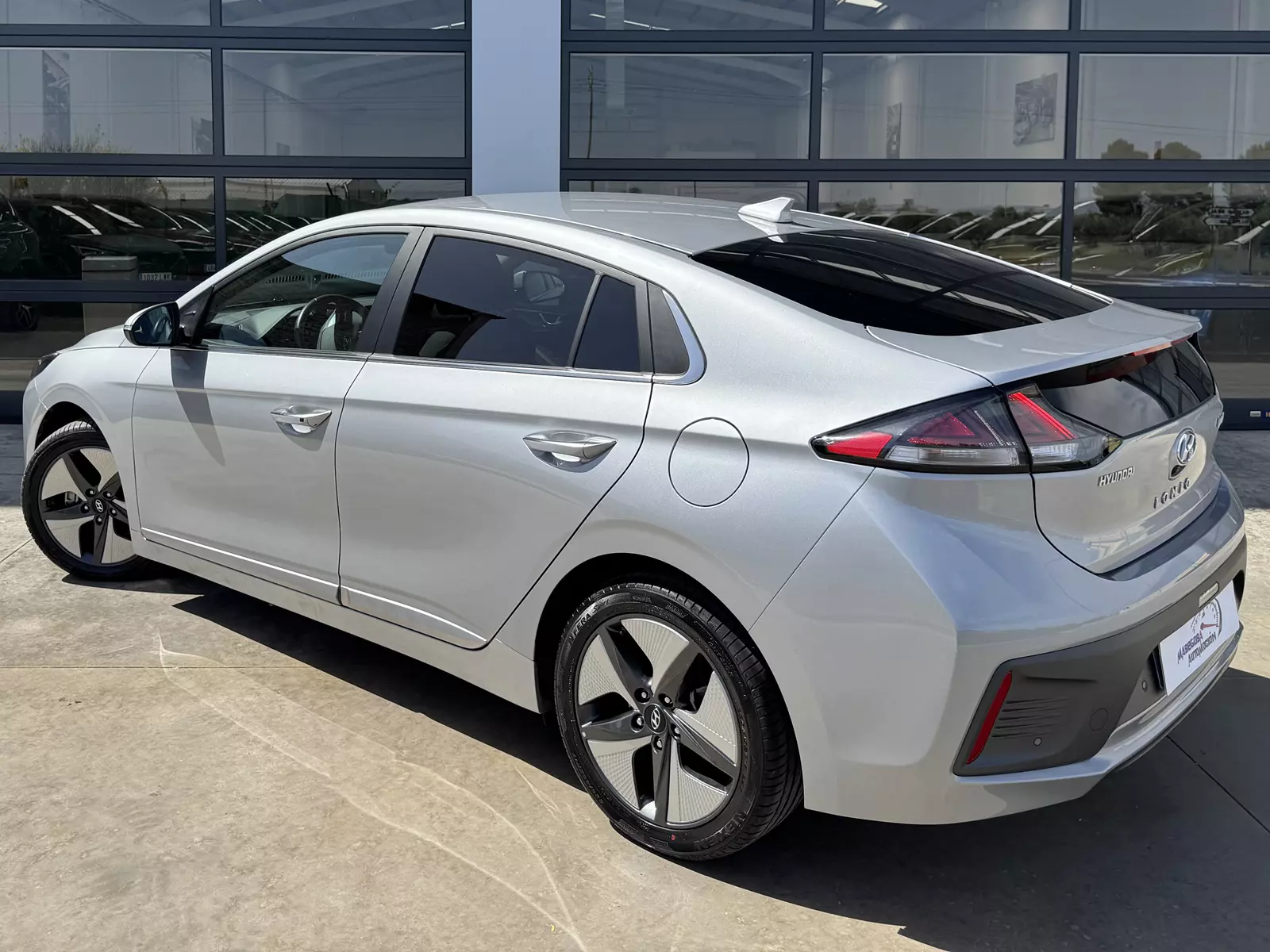 Hyundai Ioniq 1.6 GDI HEV 141cv Tecno DCT 141 CV Automático