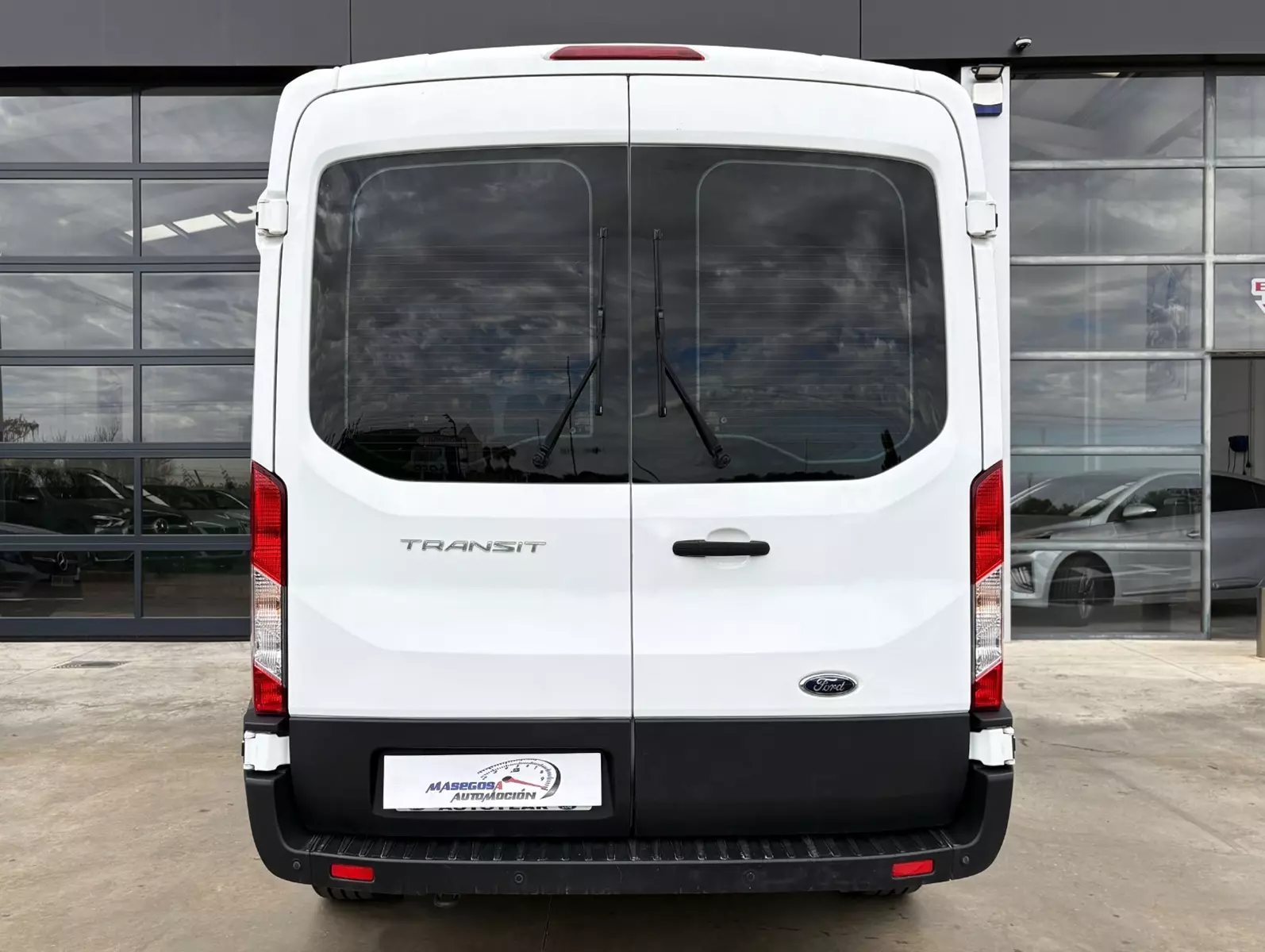 Ford  Transit 2.0 EcoBlue 130cv 350 Combi L3H2 Trend 7 Plazas 130 CV Manual