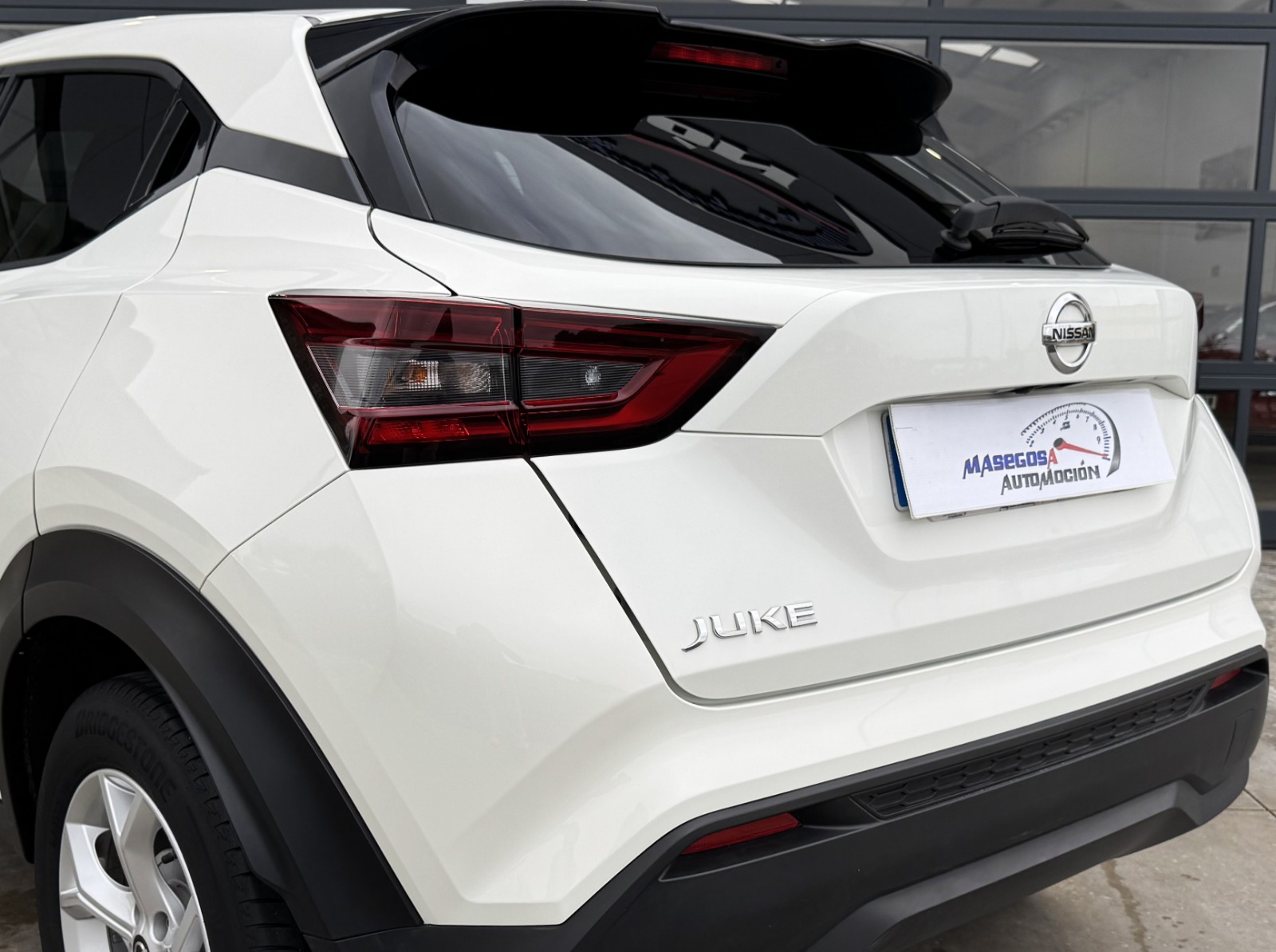 NISSAN Juke 1.0 DIG-T 114CV Acenta 114 CV Manual