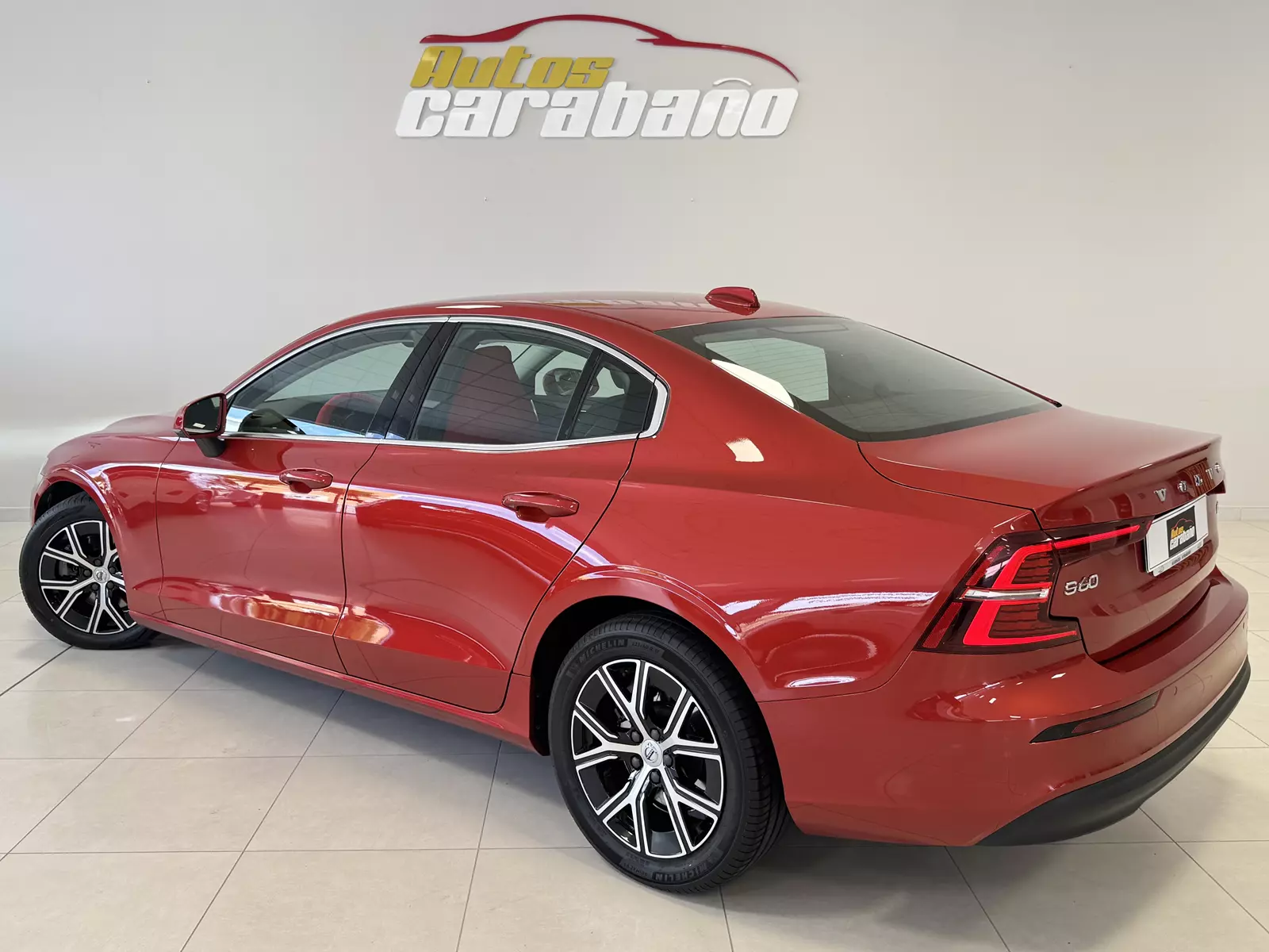 Volvo S60 B4 2.0 FWD Core AUTO 197cv 197 CV Automático