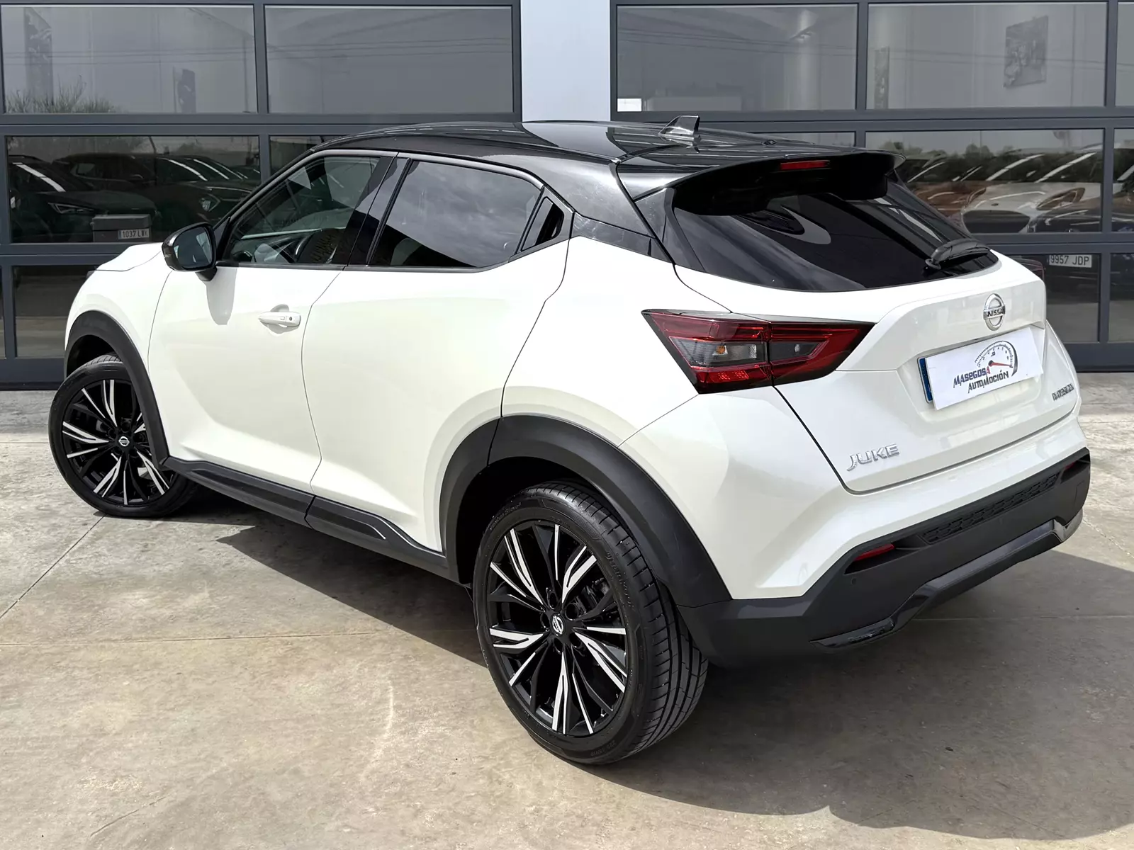 Nissan Juke 1.0 DIG-T 114CV DCT N-Design Chic 114 CV Automático