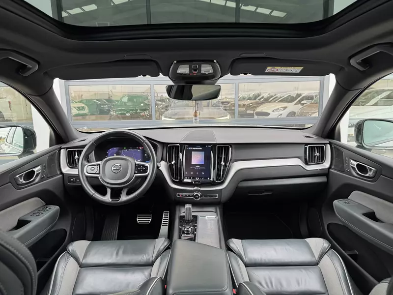 Volvo XC60 2.0 T6 AWD Recharge R-Design Auto 341 CV Automático