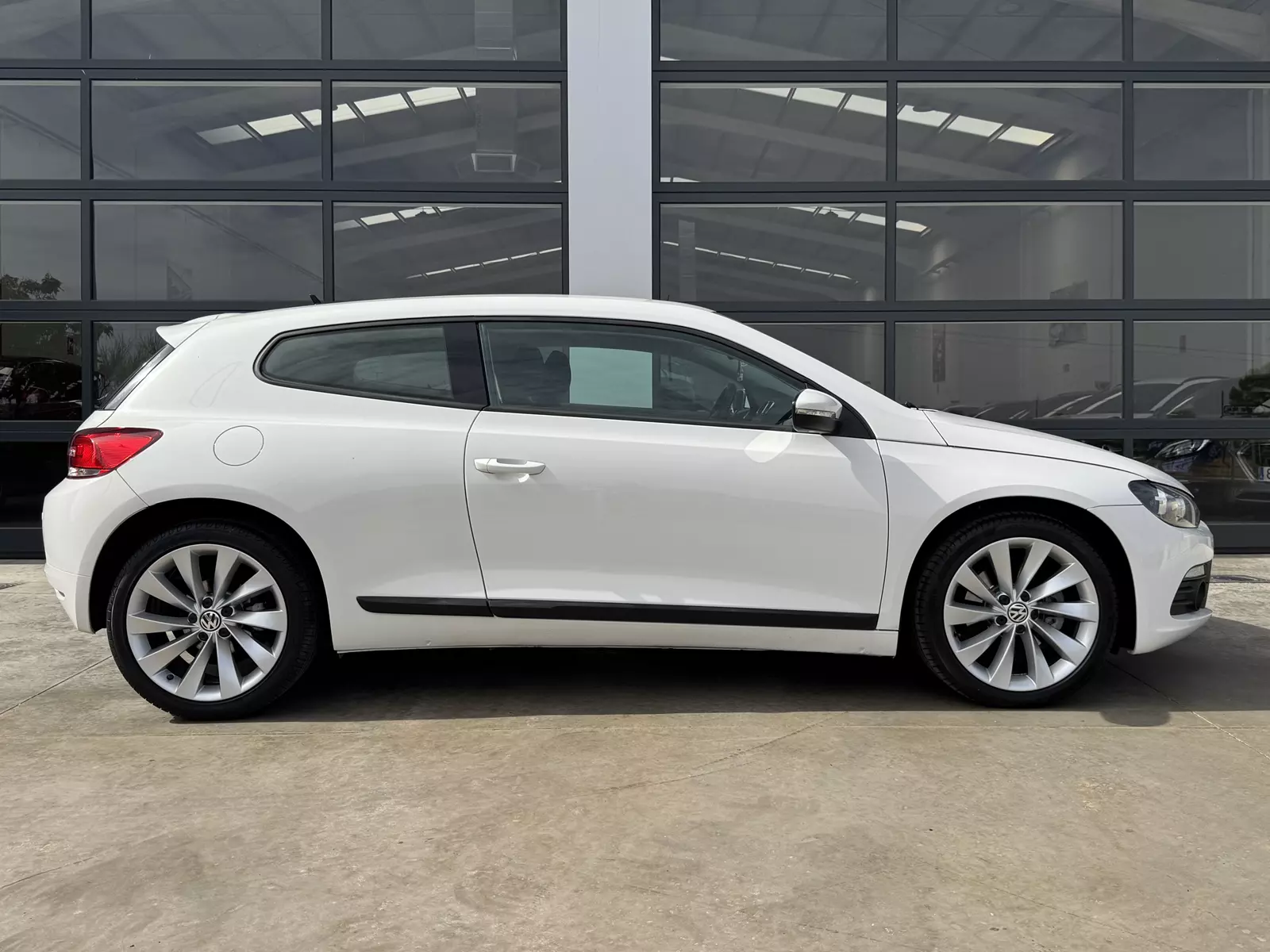 Volkswagen Scirocco 1.4 TSI 160cv DSG7 160 CV Automático