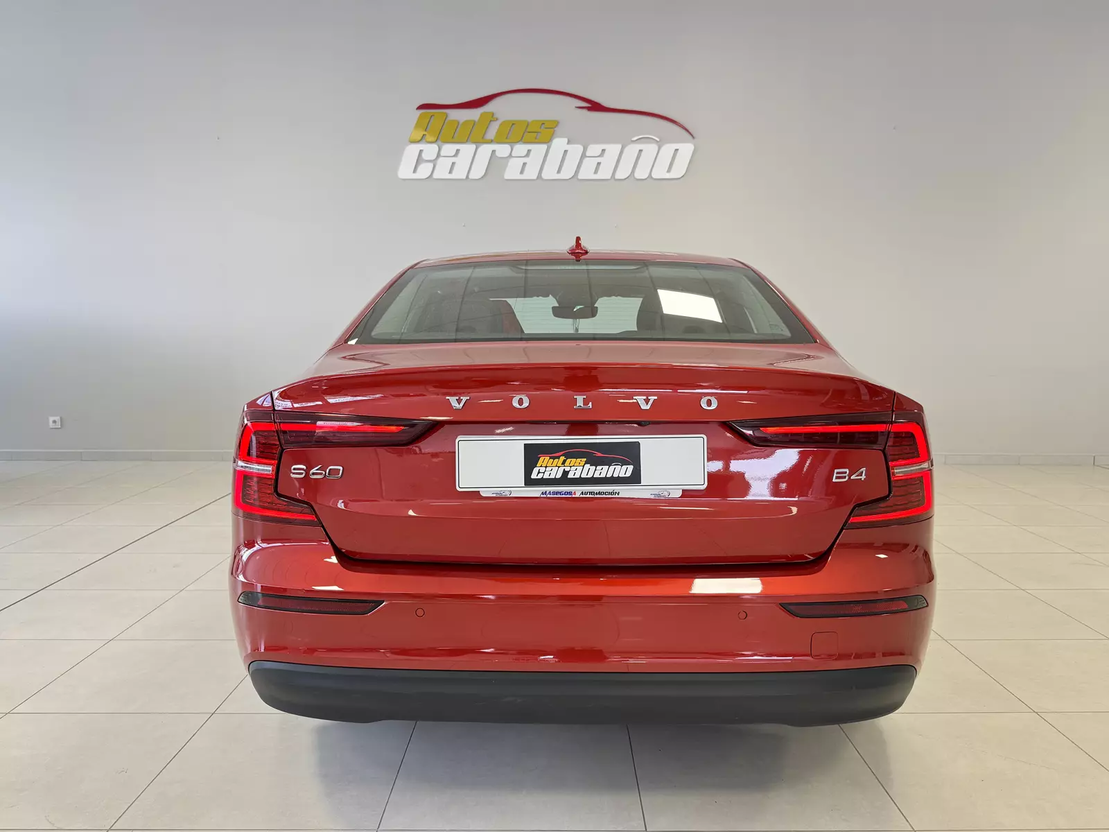 Volvo S60 B4 2.0 FWD Core AUTO 197cv 197 CV Automático