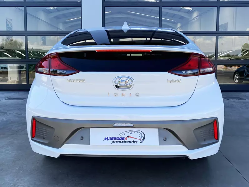 Hyundai Ioniq 1.6 GDI HEV Tecno DCT 141cv  141 CV Automático