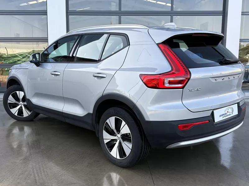 Volvo XC40 1.5 T2 Core Auto 129cv 129 CV Automático