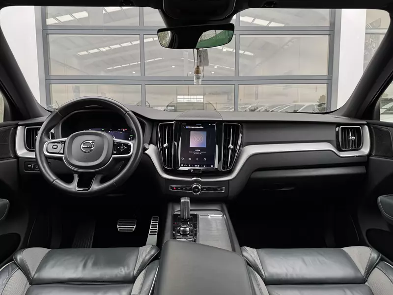 Volvo XC60 2.0 T6 AWD Recharge R-Design Auto 341 CV Automático
