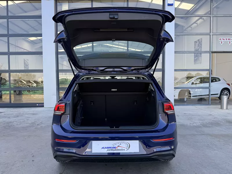 VOLKSWAGEN Golf VIII 2.0 TDI 115cv 115 CV Manual