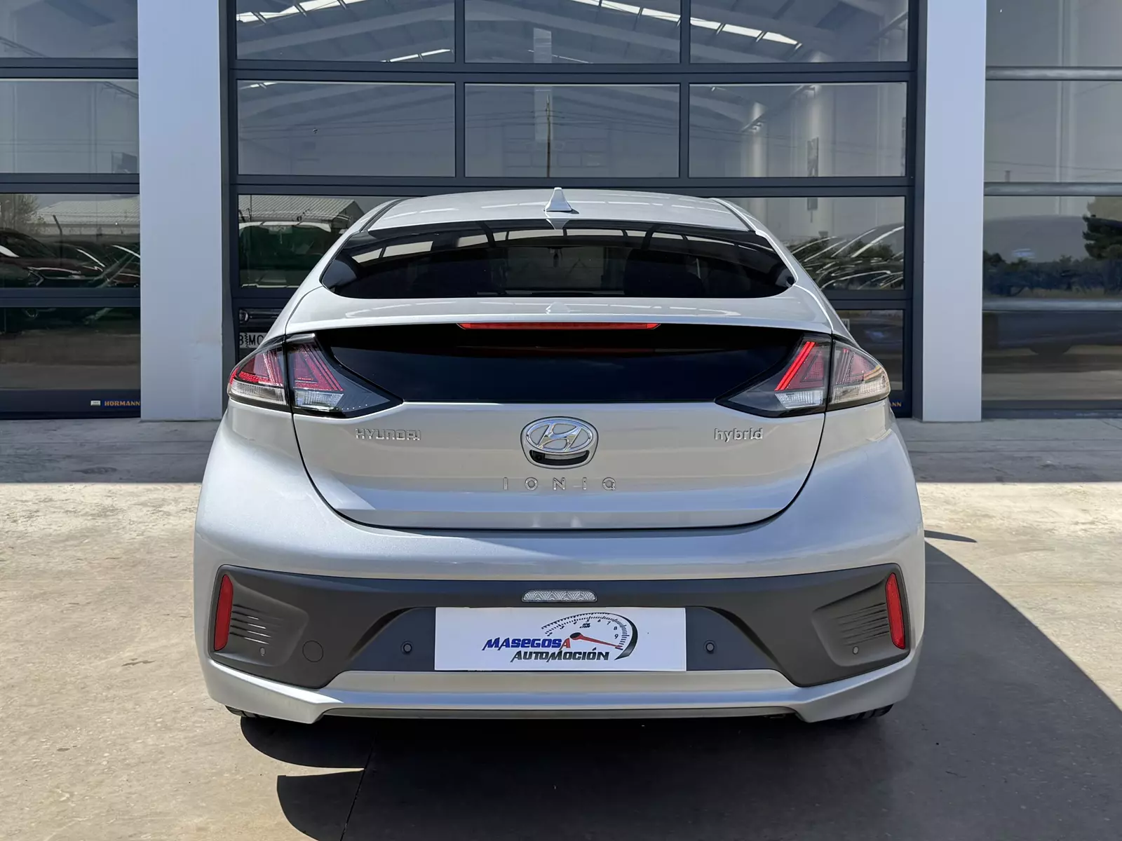 Hyundai Ioniq 1.6 GDI HEV 141cv Tecno DCT 141 CV Automático