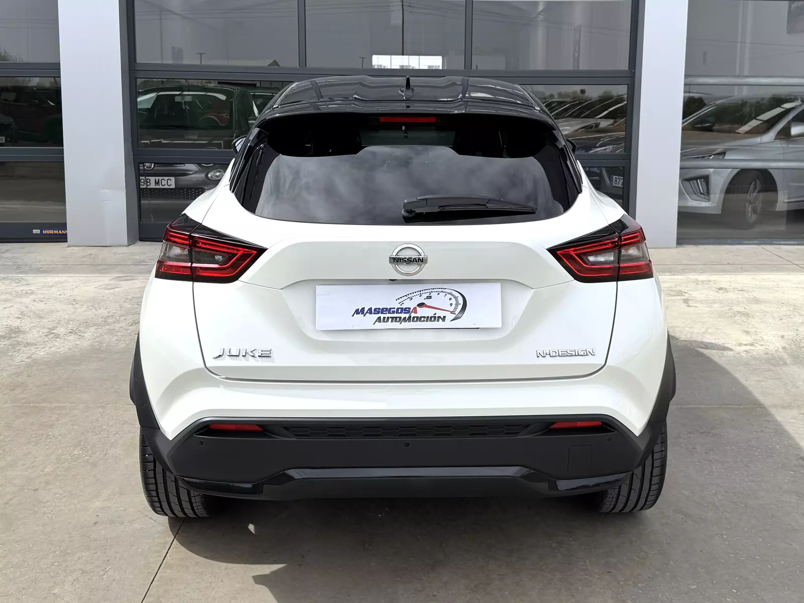 Nissan Juke 1.0 DIG-T 114CV DCT N-Design Chic 114 CV Automático