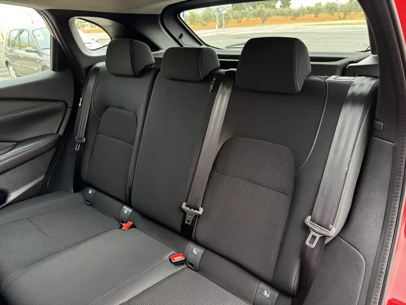 NISSAN Qashqai 1.3 DIG-T MHEV 140cv Visia Hybrid 140 CV Manual