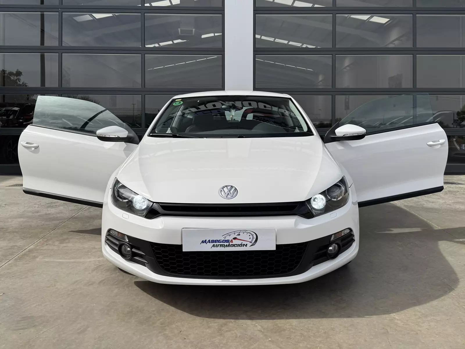Volkswagen Scirocco 1.4 TSI 160cv DSG7 160 CV Automático