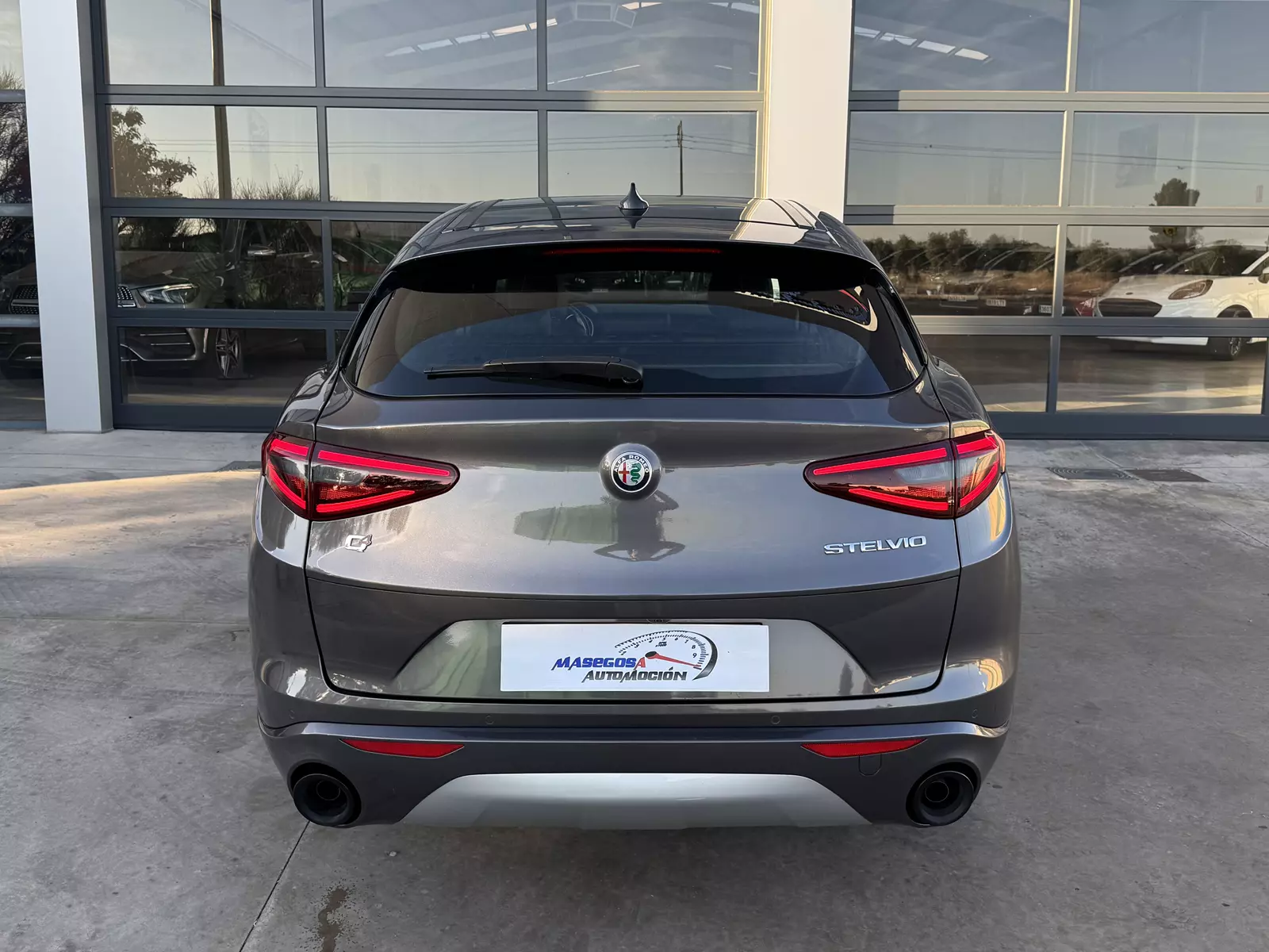 Alfa Romeo  Stelvio 2.2 210CV TI Q4 210 CV Automático