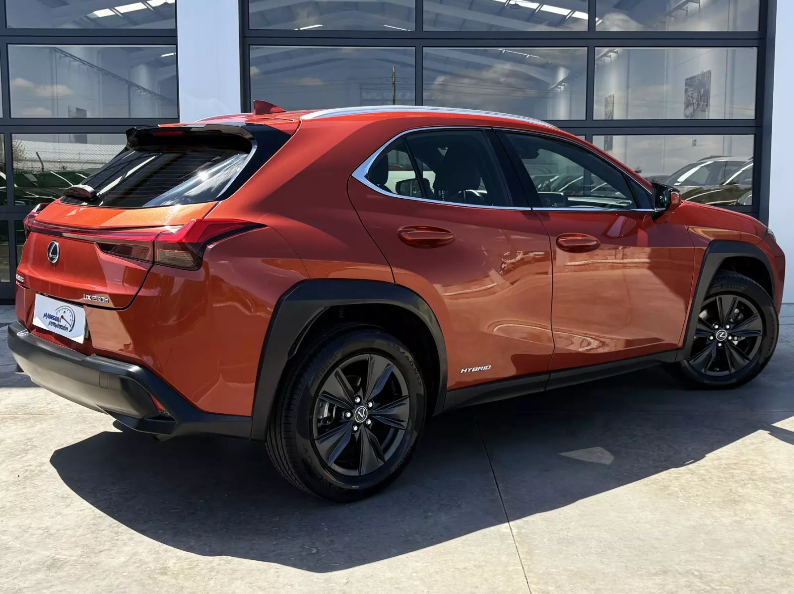 Lexus  UX 250h 2.0 Business 184cv Hybrid 184 CV Automático