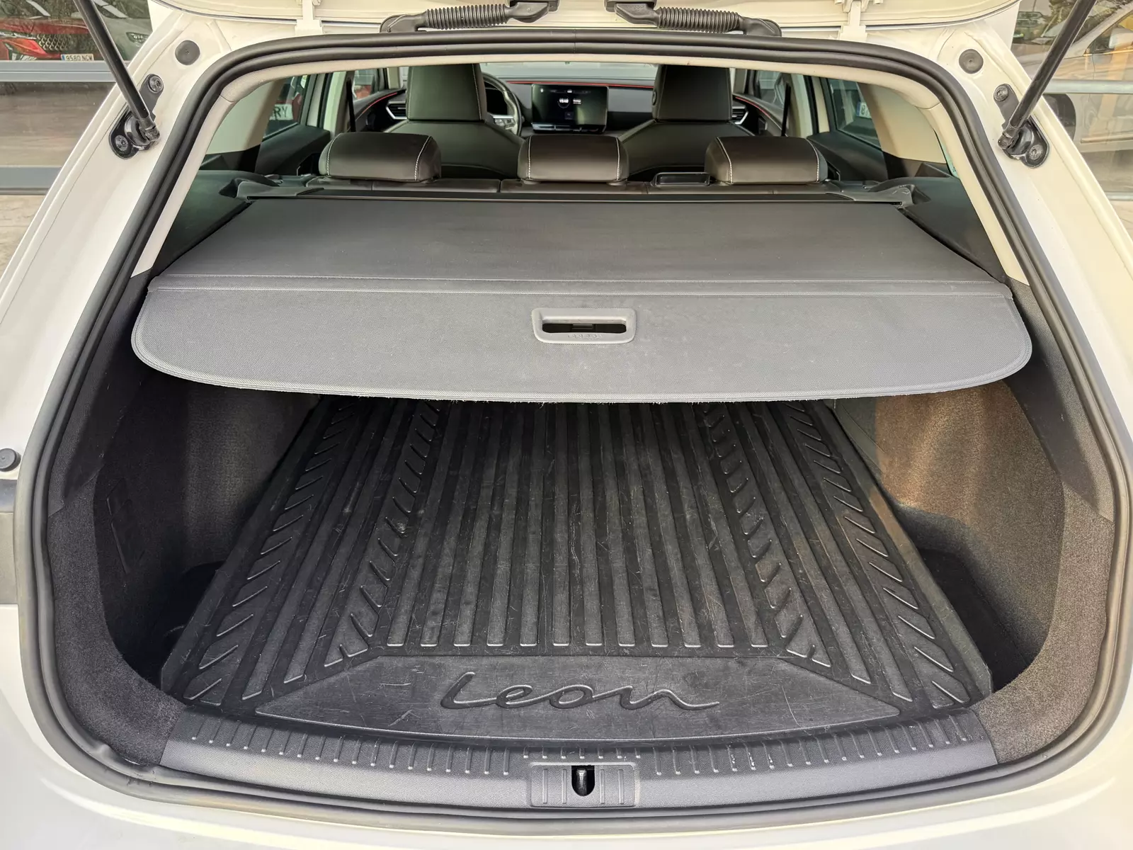 Seat León Sportstourer 1.4 e-Hybrid 204 CV DSG Xcellence Go L 204 CV Automático