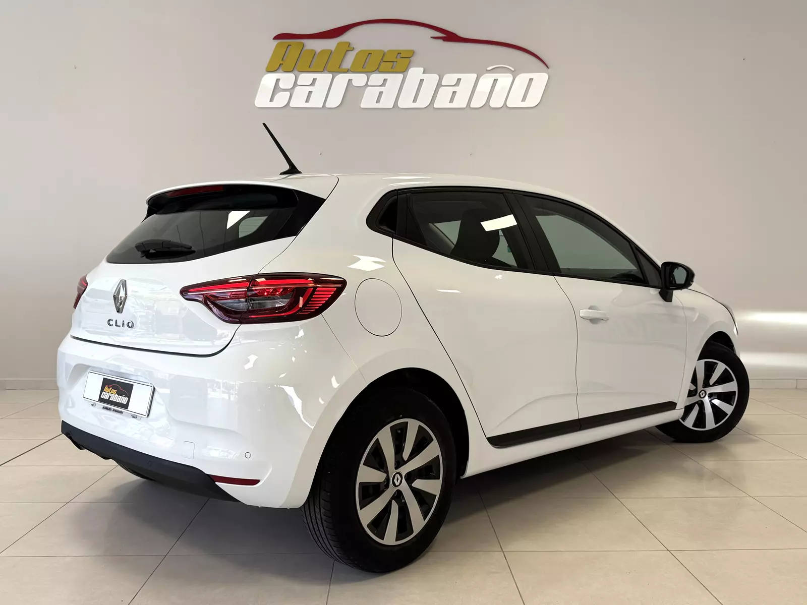 RENAULT Clio 1.5 BluedCi 100cv Intens 100 CV Manual