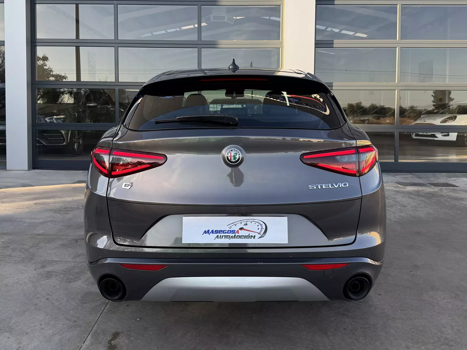 Alfa Romeo  Stelvio 2.2 210CV TI Q4 210 CV Automático