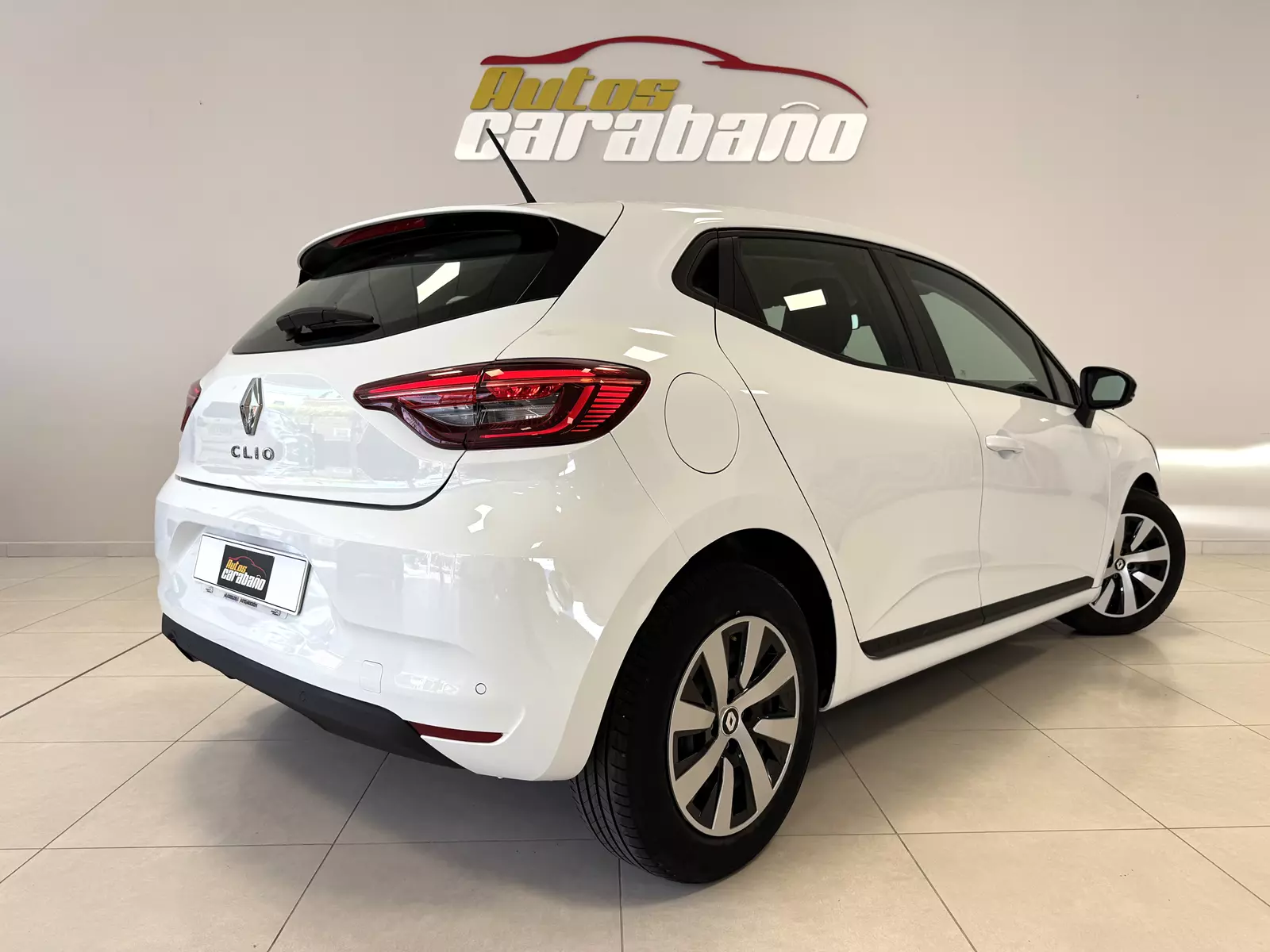 RENAULT Clio 1.5 BluedCi 100cv Intens 100 CV Manual