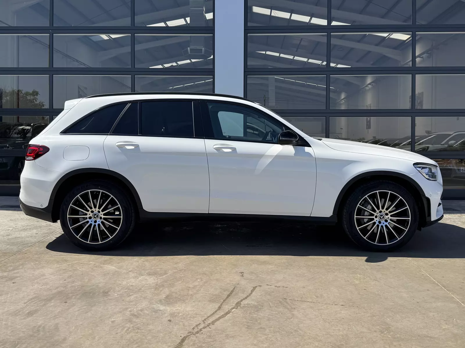 Mercedes-Benz GLC 220d 4MATIC 194cv 9GTronic AMG 194 CV Automático