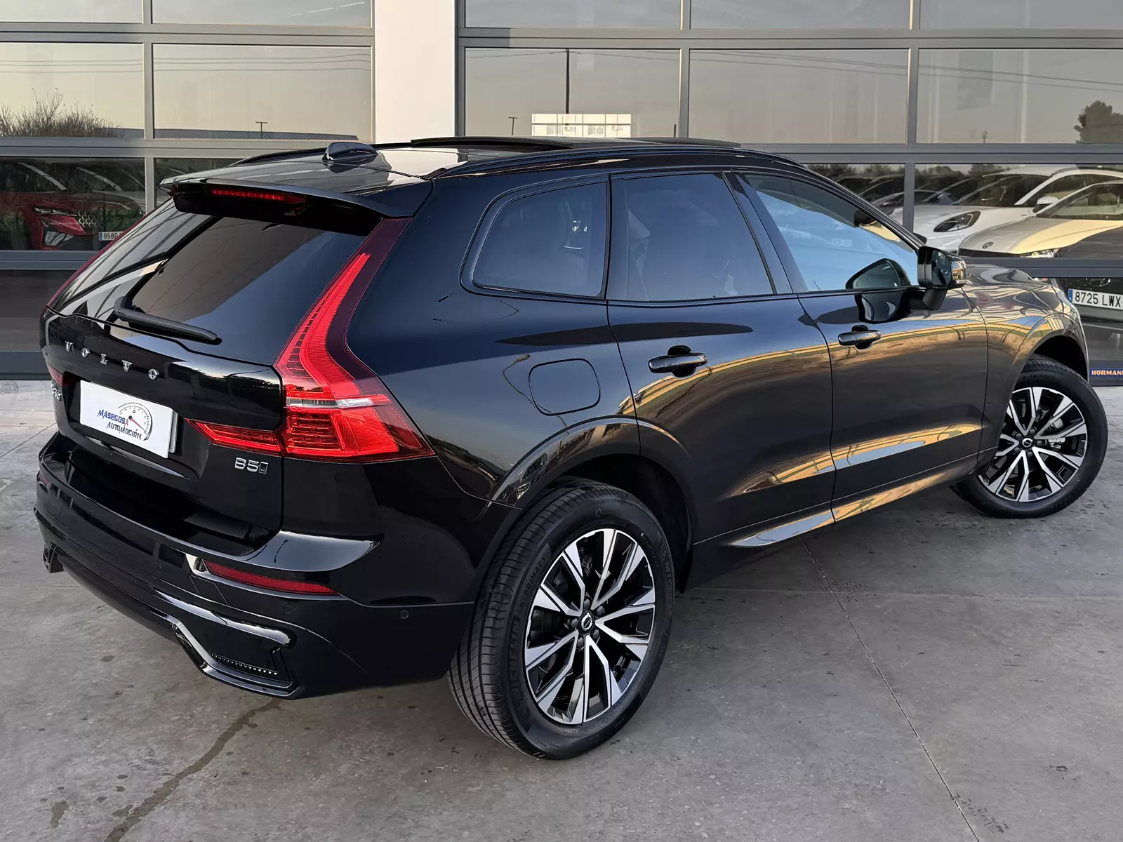 Volvo XC60 2.0 B5 Mild Hybrid 249cv AWD Plus Dark 249 CV Automático