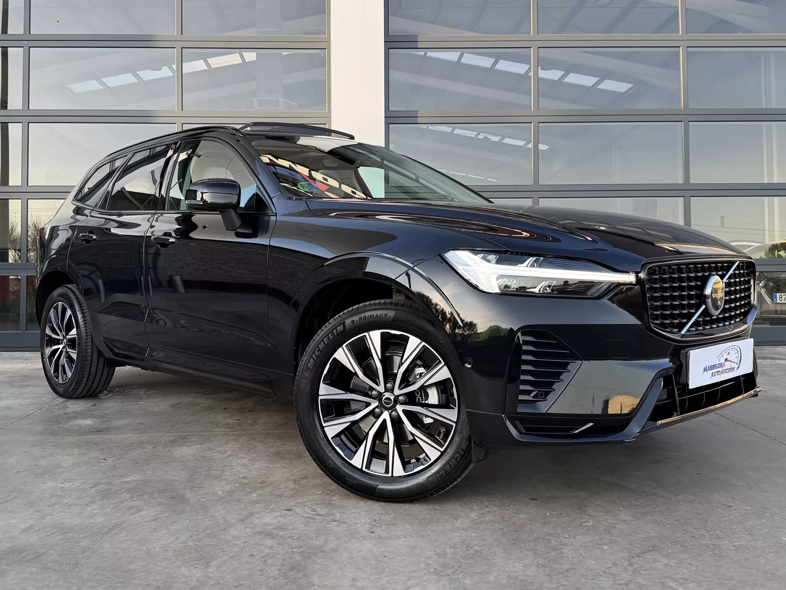 Volvo XC60 2.0 B5 Mild Hybrid 249cv AWD Plus Dark 249 CV Automático