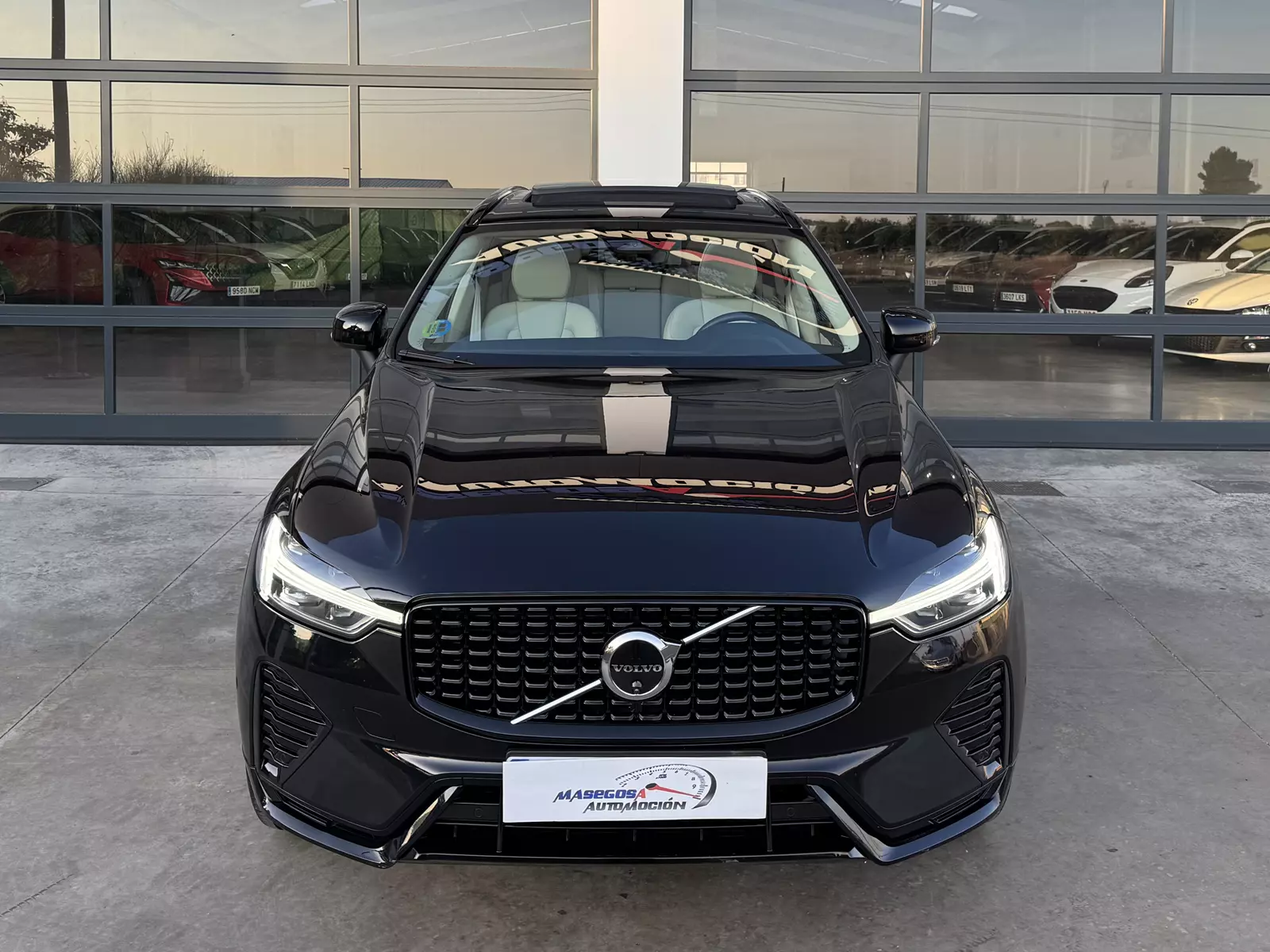 Volvo XC60 2.0 B5 Mild Hybrid 249cv AWD Plus Dark 249 CV Automático