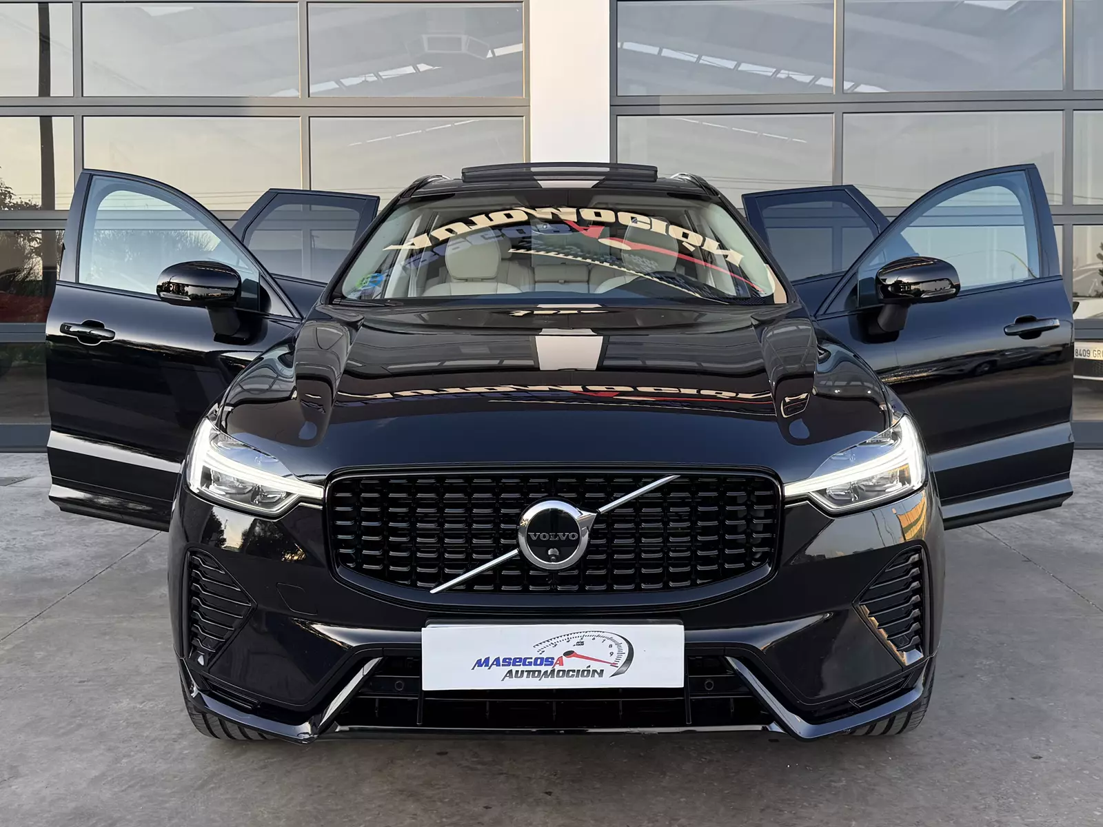 Volvo XC60 2.0 B5 Mild Hybrid 249cv AWD Plus Dark 249 CV Automático