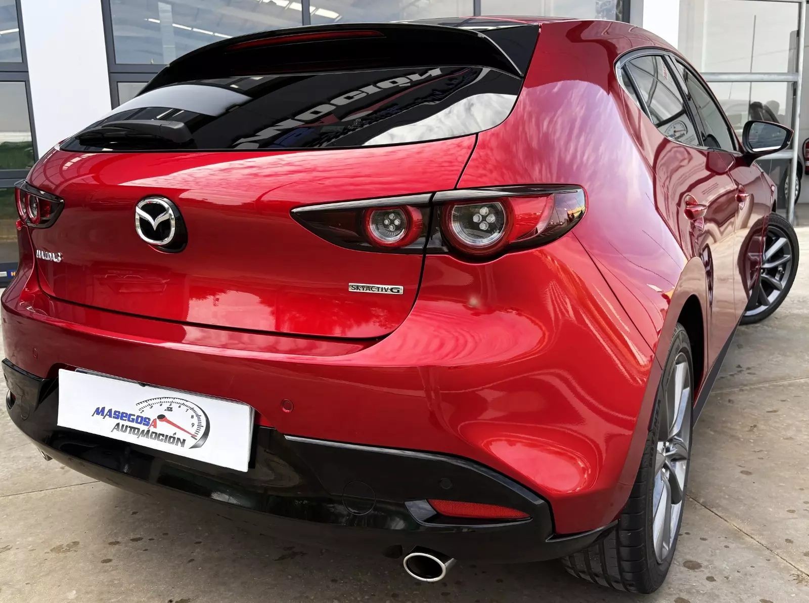 Mazda 3 Zenith Skyactive-G 2.0 122cv AUTO 122 CV Automático