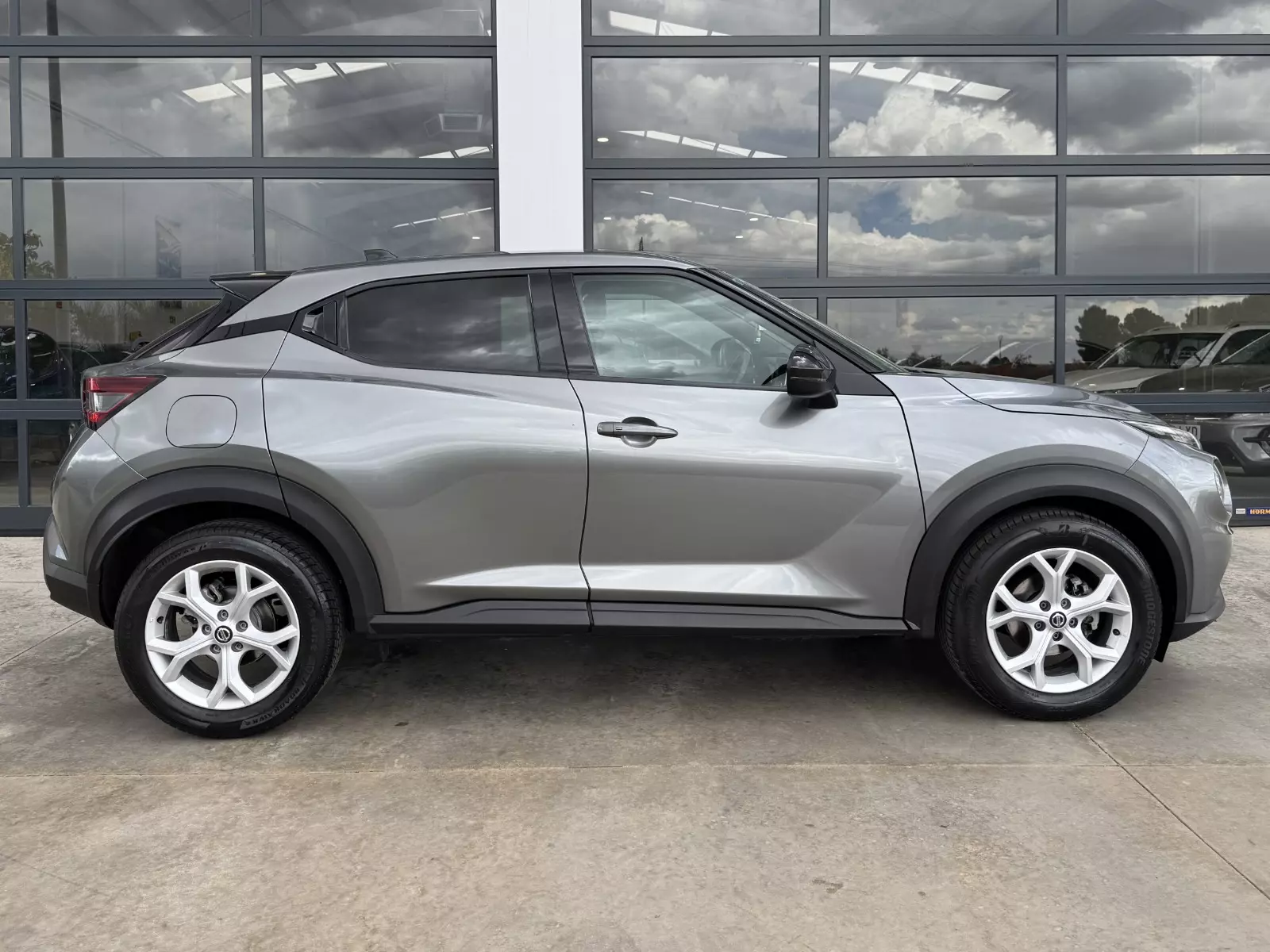 Nissan  Juke 1.0 DIG-T 114CV DCT 7V N-Connecta 114 CV Automático