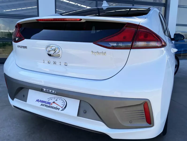 Hyundai Ioniq 1.6 GDI HEV Tecno DCT 141cv  141 CV Automático