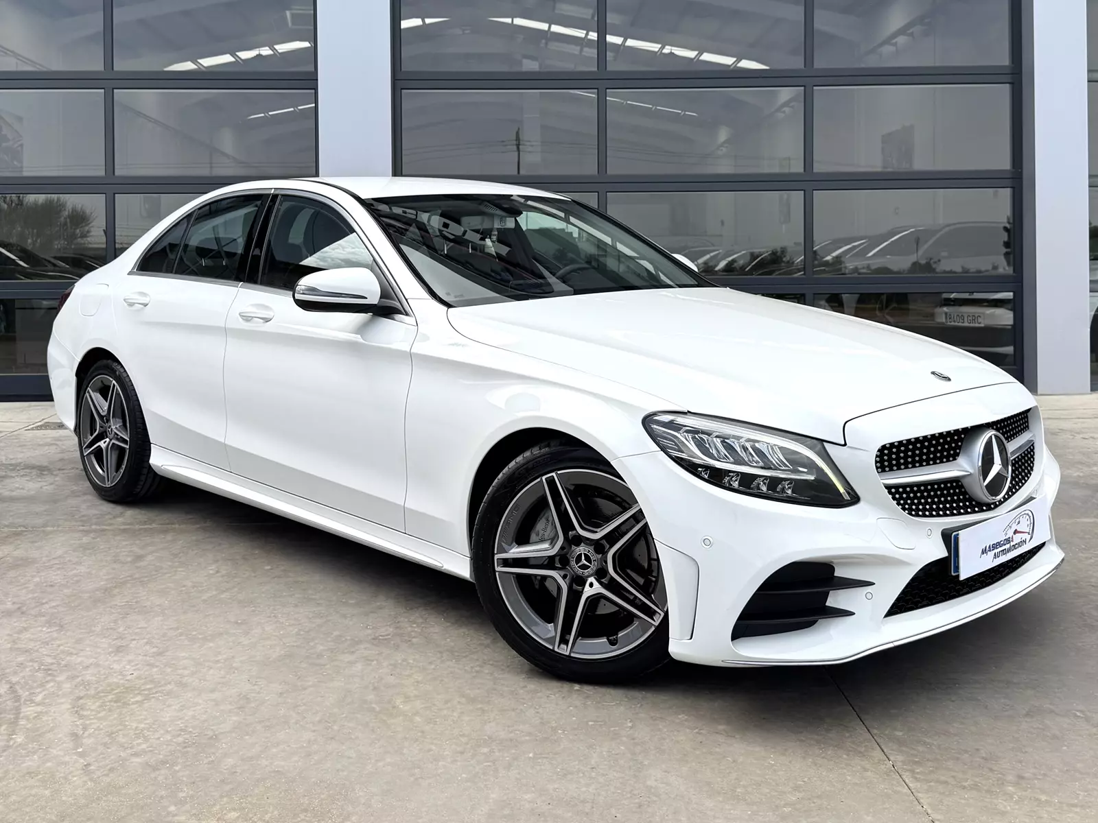 MERCEDES BENZ Clase C200 160cv 9 G-Tronic AMG  160 CV Automático