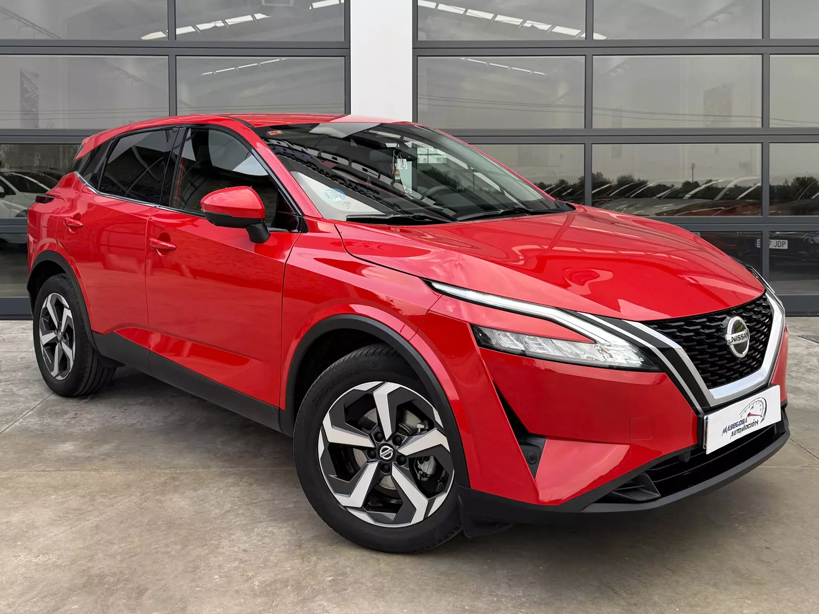 Nissan  Qashqai 1.3 DIG-T MHEV 140cv N-Connecta Hybrid 140 CV Manual