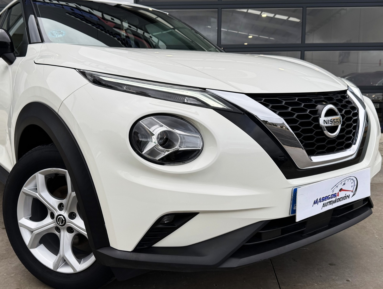 NISSAN Juke 1.0 DIG-T 114CV Acenta 114 CV Manual