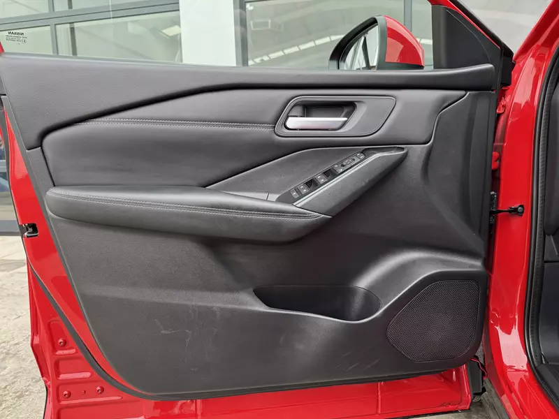 NISSAN Qashqai 1.3 DIG-T MHEV 140cv Visia Hybrid 140 CV Manual