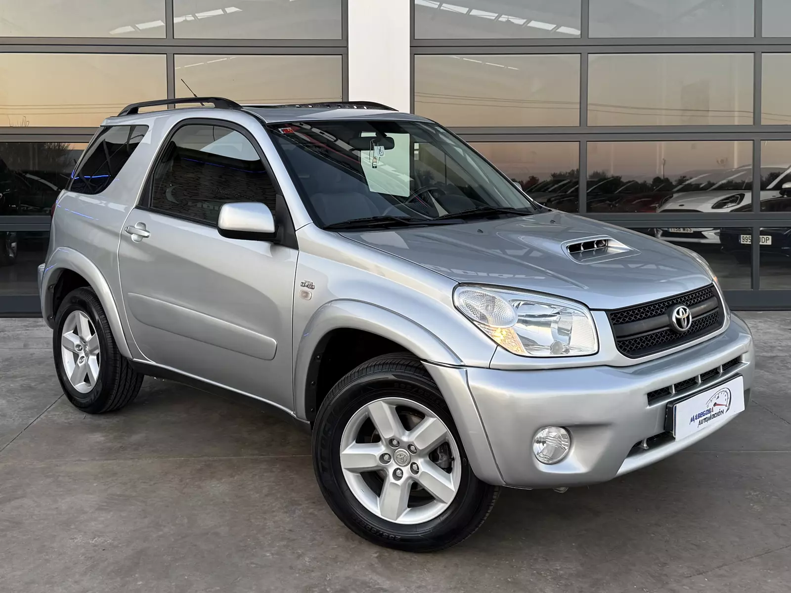 Toyota  Rav 4 2.0 D4D 115cv Sol  115 CV Manual