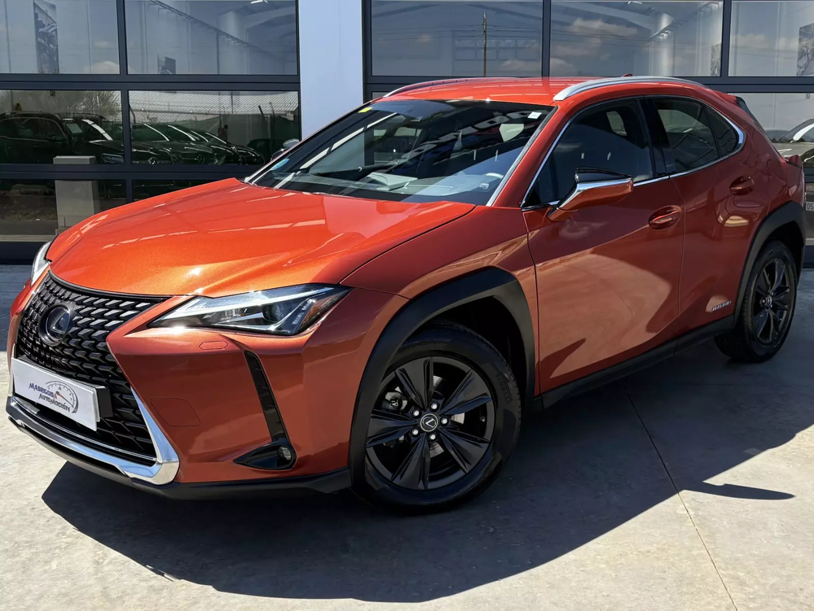 Lexus  UX 250h 2.0 Business 184cv Hybrid 184 CV Automático