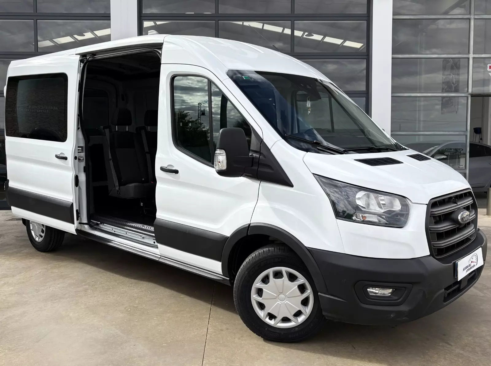 Ford  Transit 2.0 EcoBlue 130cv 350 Combi L3H2 Trend 7 Plazas 130 CV Manual