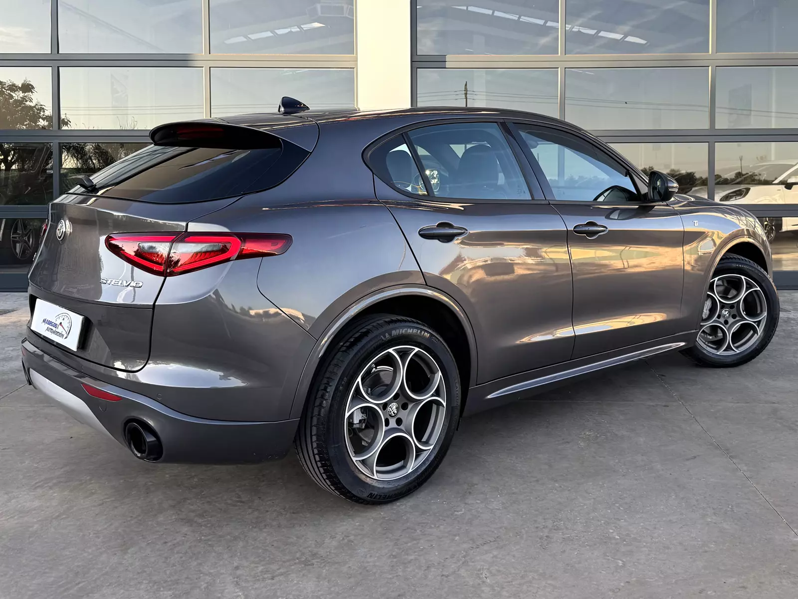 Alfa Romeo  Stelvio 2.2 210CV TI Q4 210 CV Automático