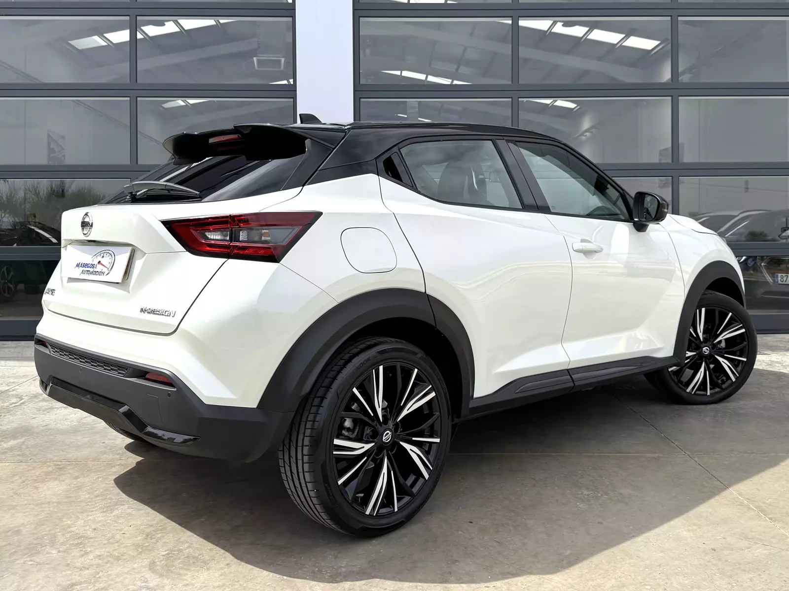 Nissan Juke 1.0 DIG-T 114CV DCT N-Design Chic 114 CV Automático