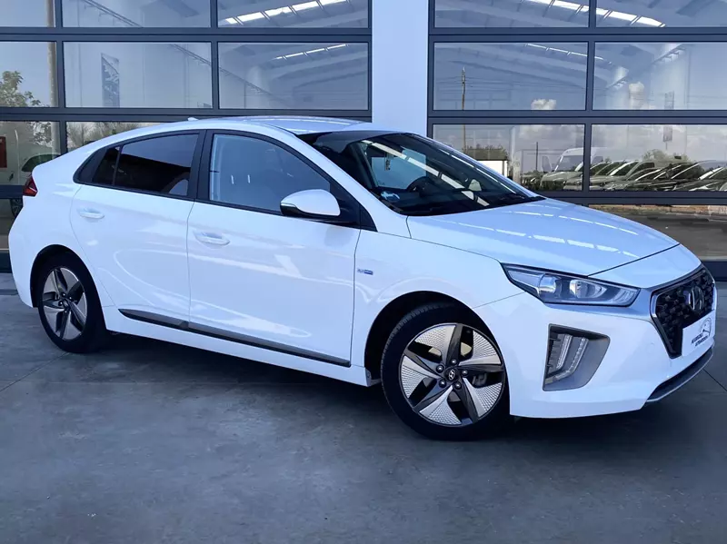 Hyundai Ioniq 1.6 GDI HEV Tecno DCT 141cv  141 CV Automático