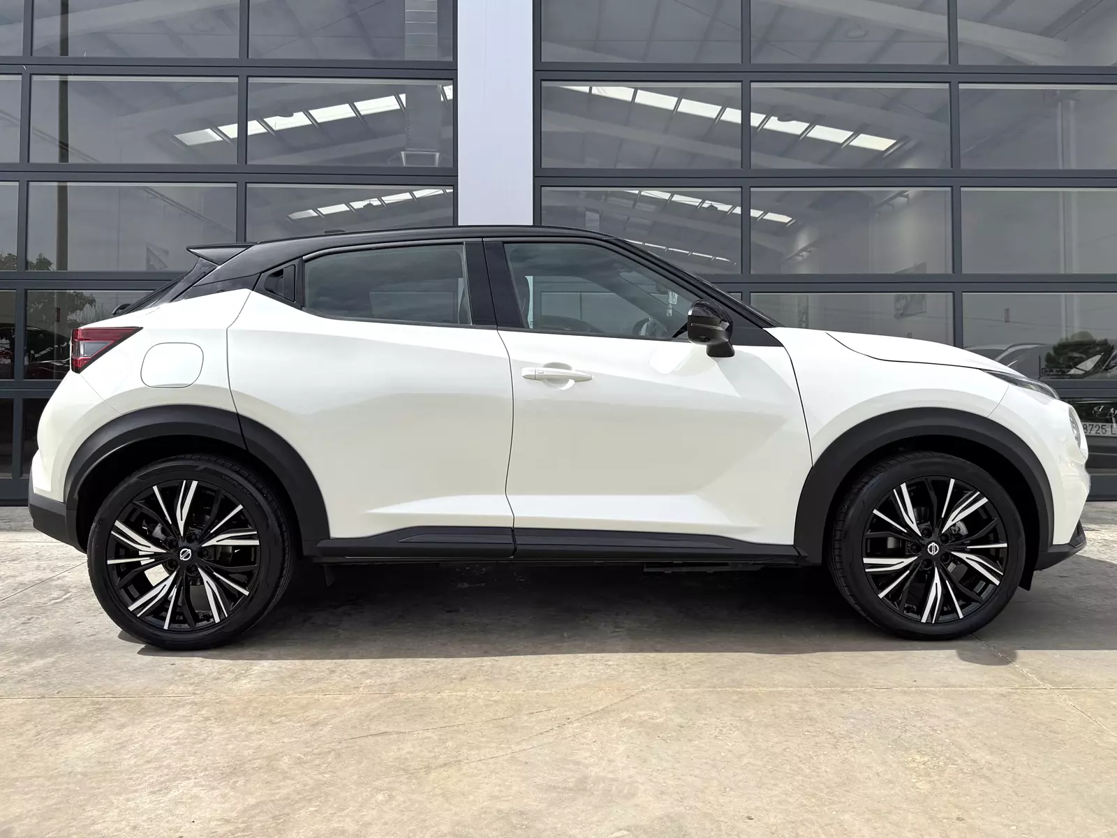Nissan Juke 1.0 DIG-T 114CV DCT N-Design Chic 114 CV Automático